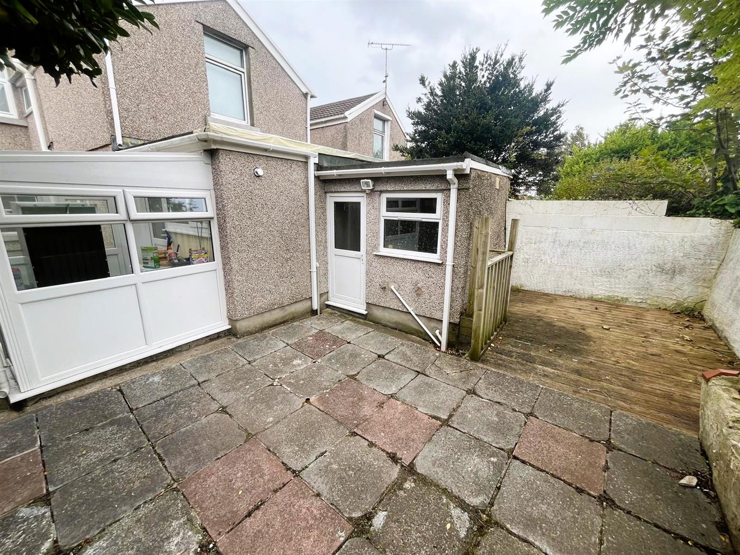 Nicholl Street, Swansea, SA1 4HE